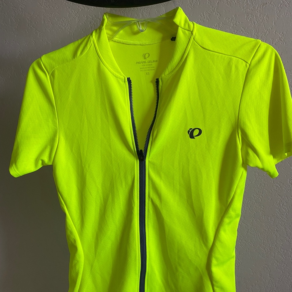 Womens Pearl iZumi Quest Bike Jersey